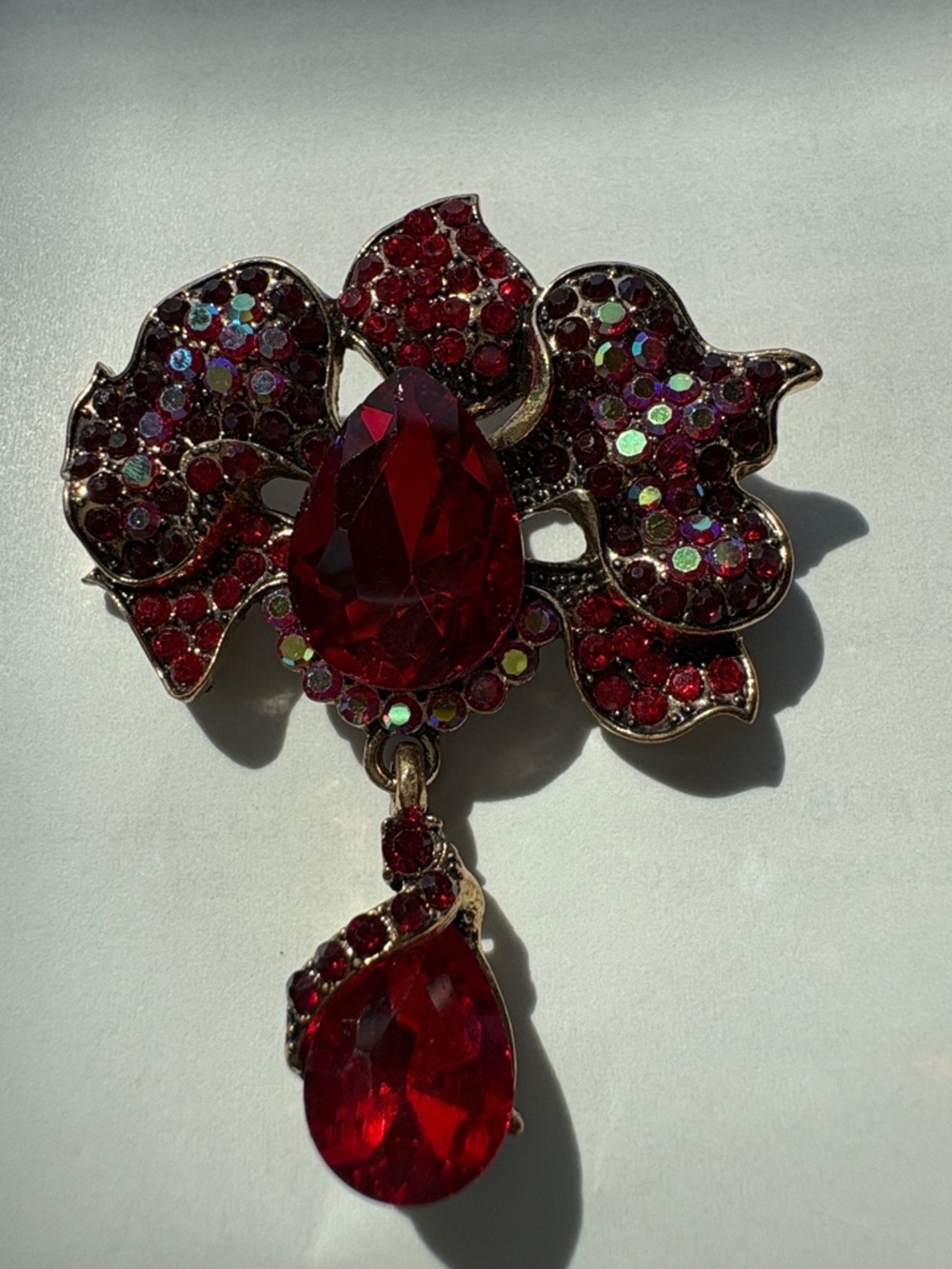 Red Crystal Bow Brooch - Elegant Women's Jewelry